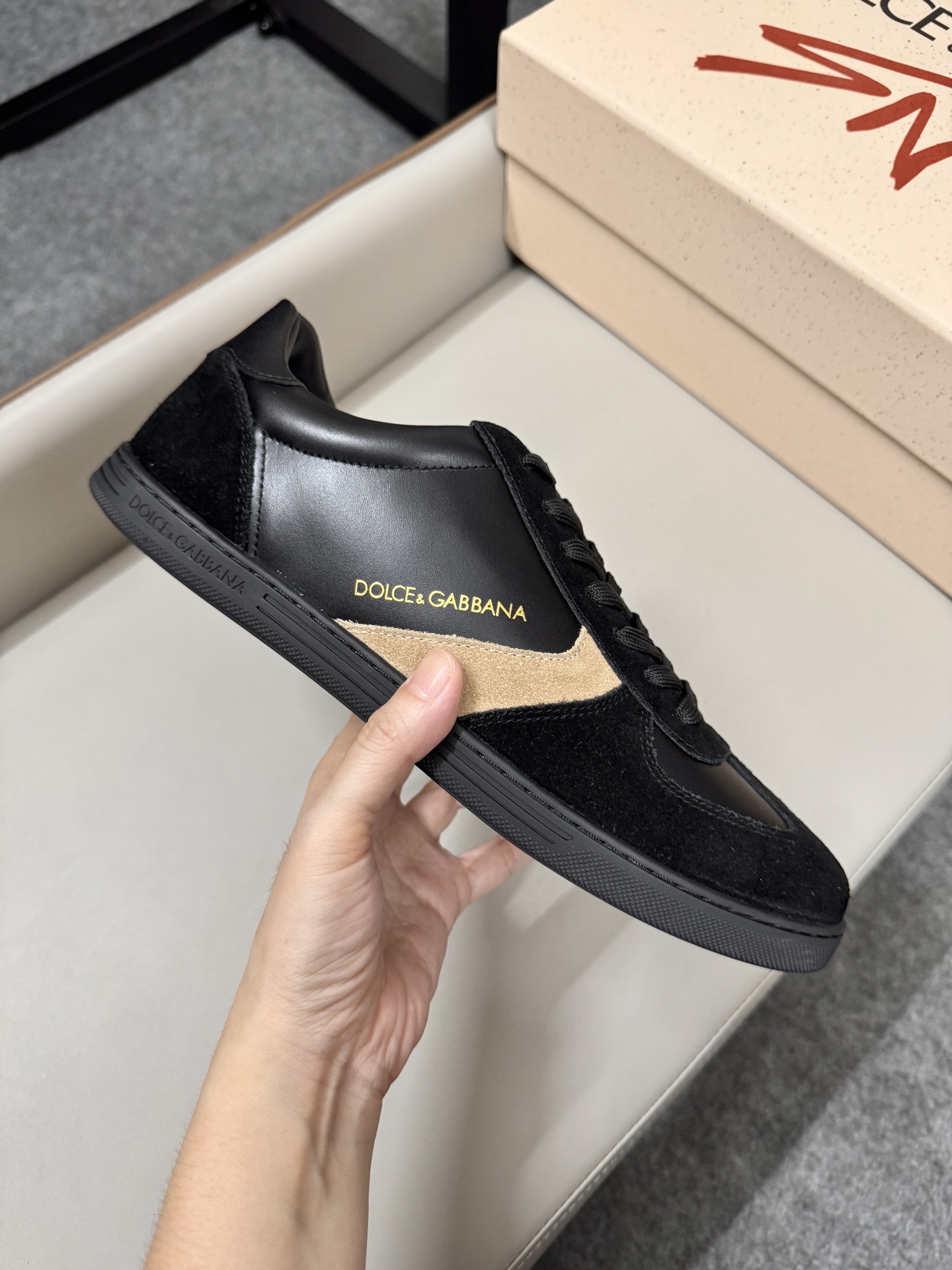 olce & Gabbana shoe